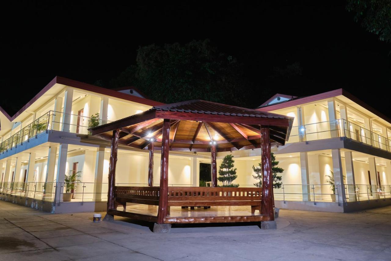فندق Zone Niathu Dimapur By The Park المظهر الخارجي الصورة